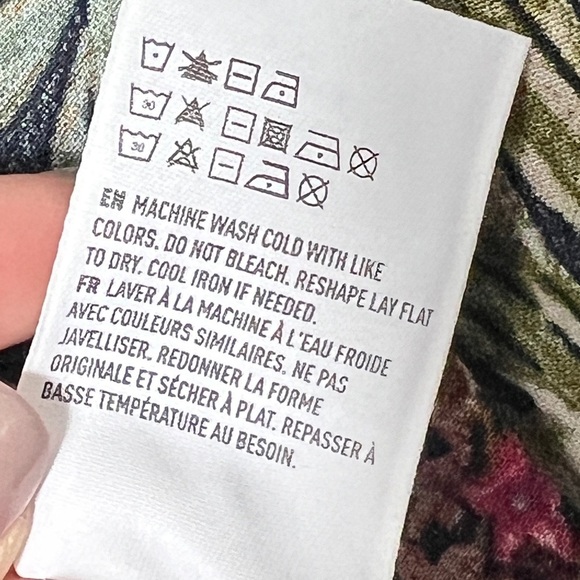 EUC AE Floral Tropical Capri Wide Leg Jumpsuit Removable Straps Size Small - Picture 16 of 16